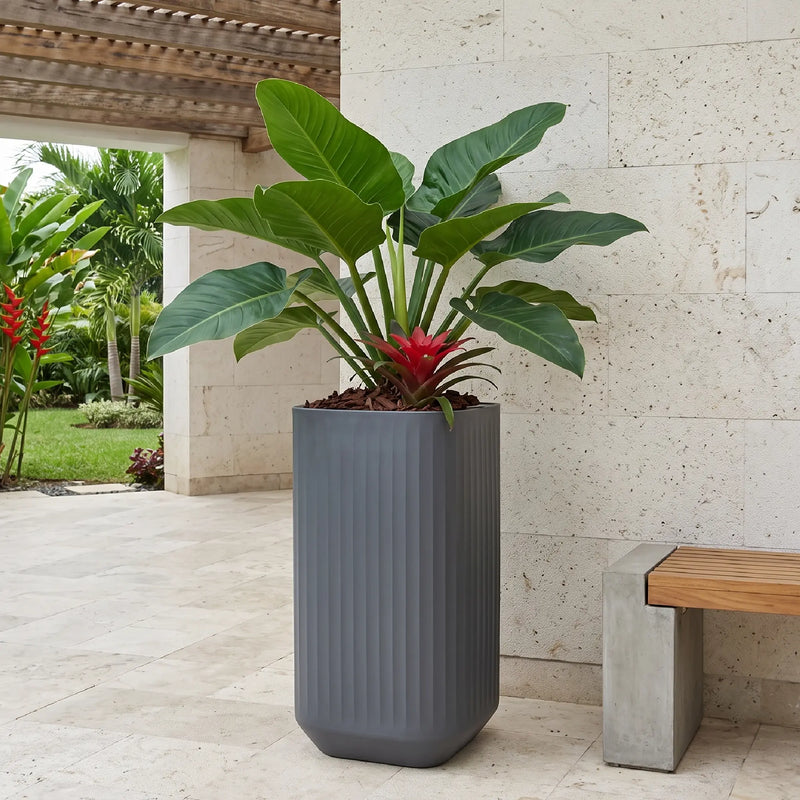 Matera Mod Tall Square 50 X 97 cm - ambiente gris oscuro #ia - Tumatera.co