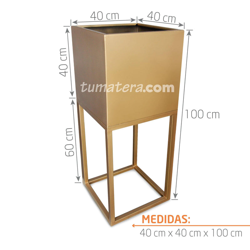 Matera Metálica cuadrada con Base 60 CM medidas
