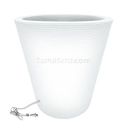MATERA POLIETILENO CON LUZ LED BLANCA 84 X 84 CM - Tumatera.co